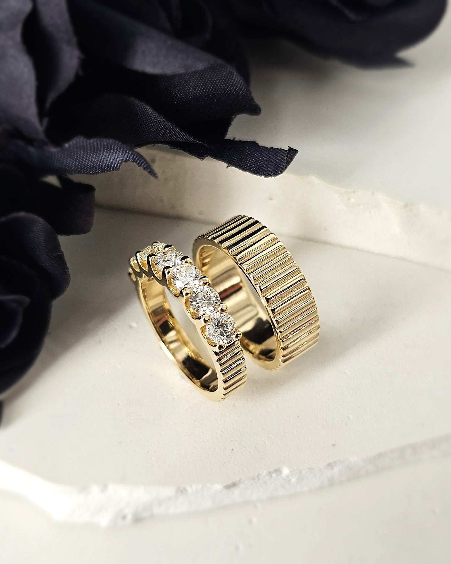 Textured goodness in a lovely wedding set for Him and Her