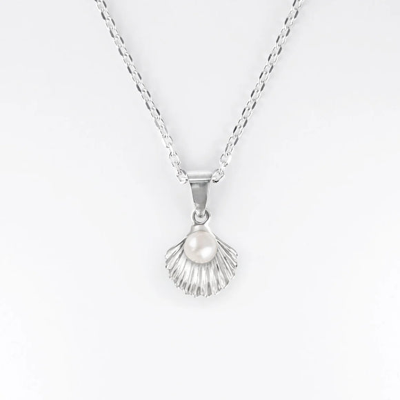 Venus Pearl Pendant in Sterling Silver