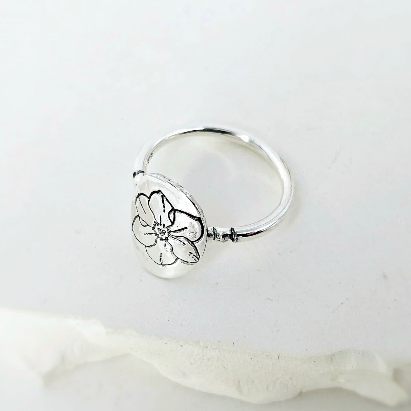 Celebrate Their Story: December - The Birth Flower Ring