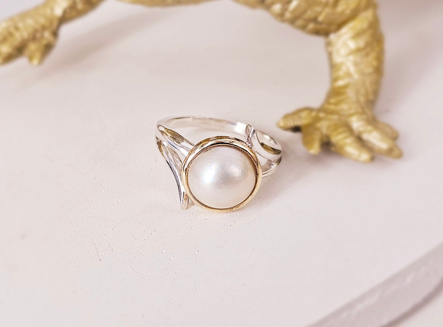 Timeless Elegance: 10mmCream Mabe Pearl Ring
