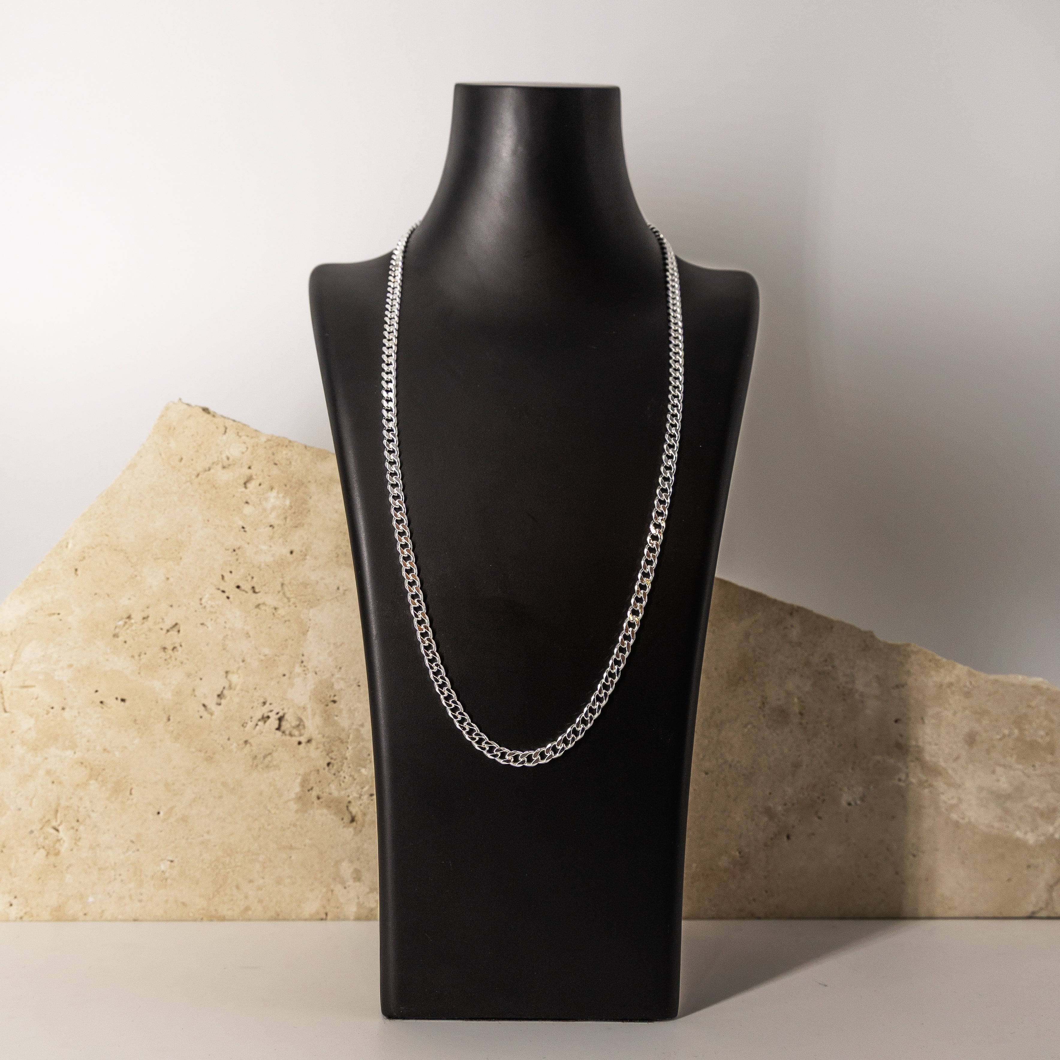 Bevel Dia Cut Curb Chain 55cm