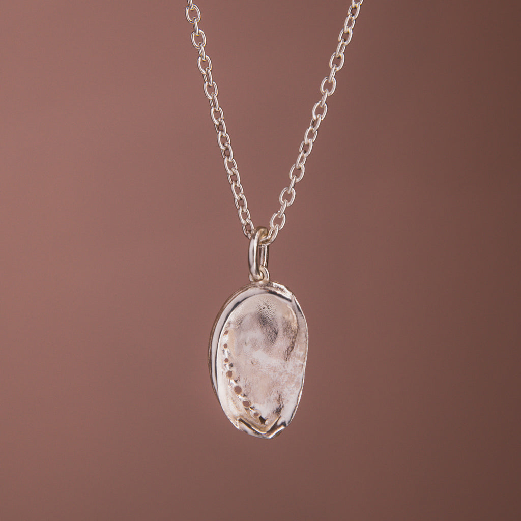 Pāua Tide Pendant Necklace Medium