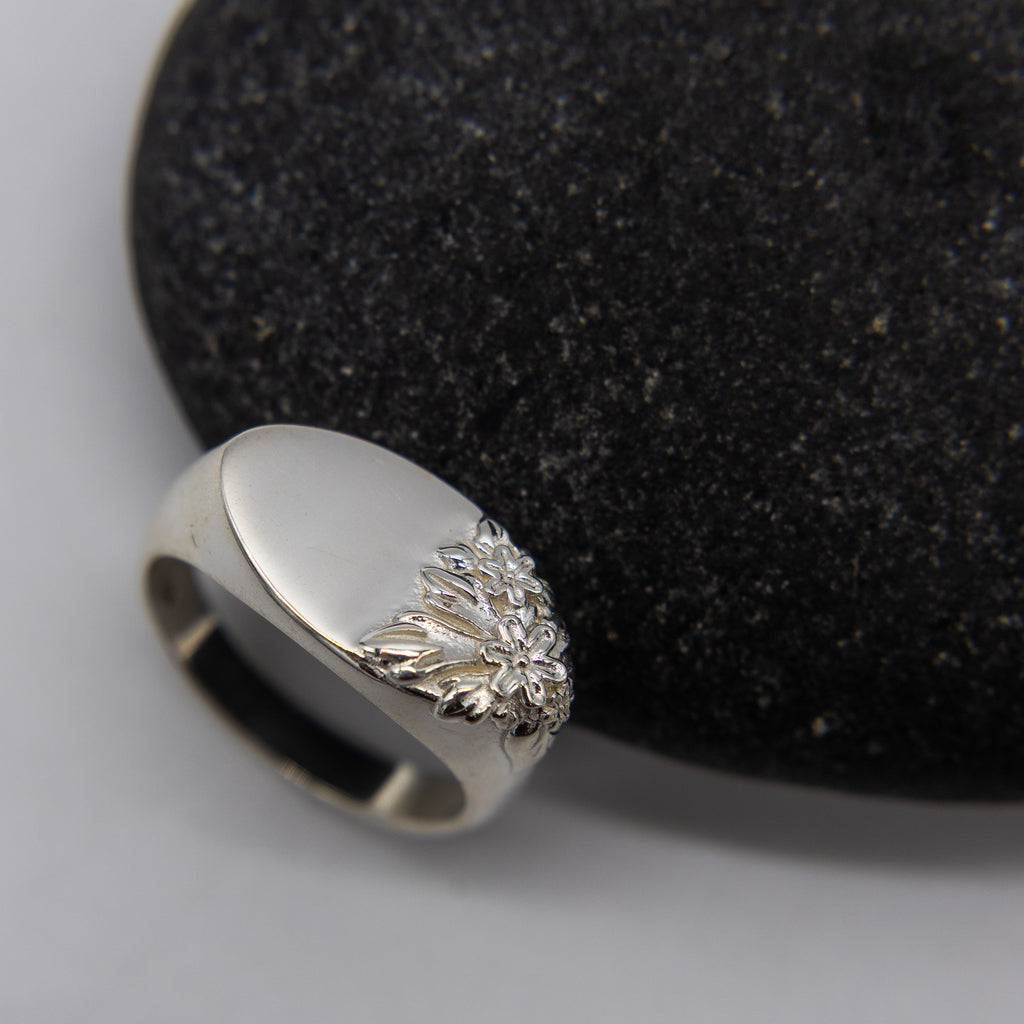 Flower Signet Ring