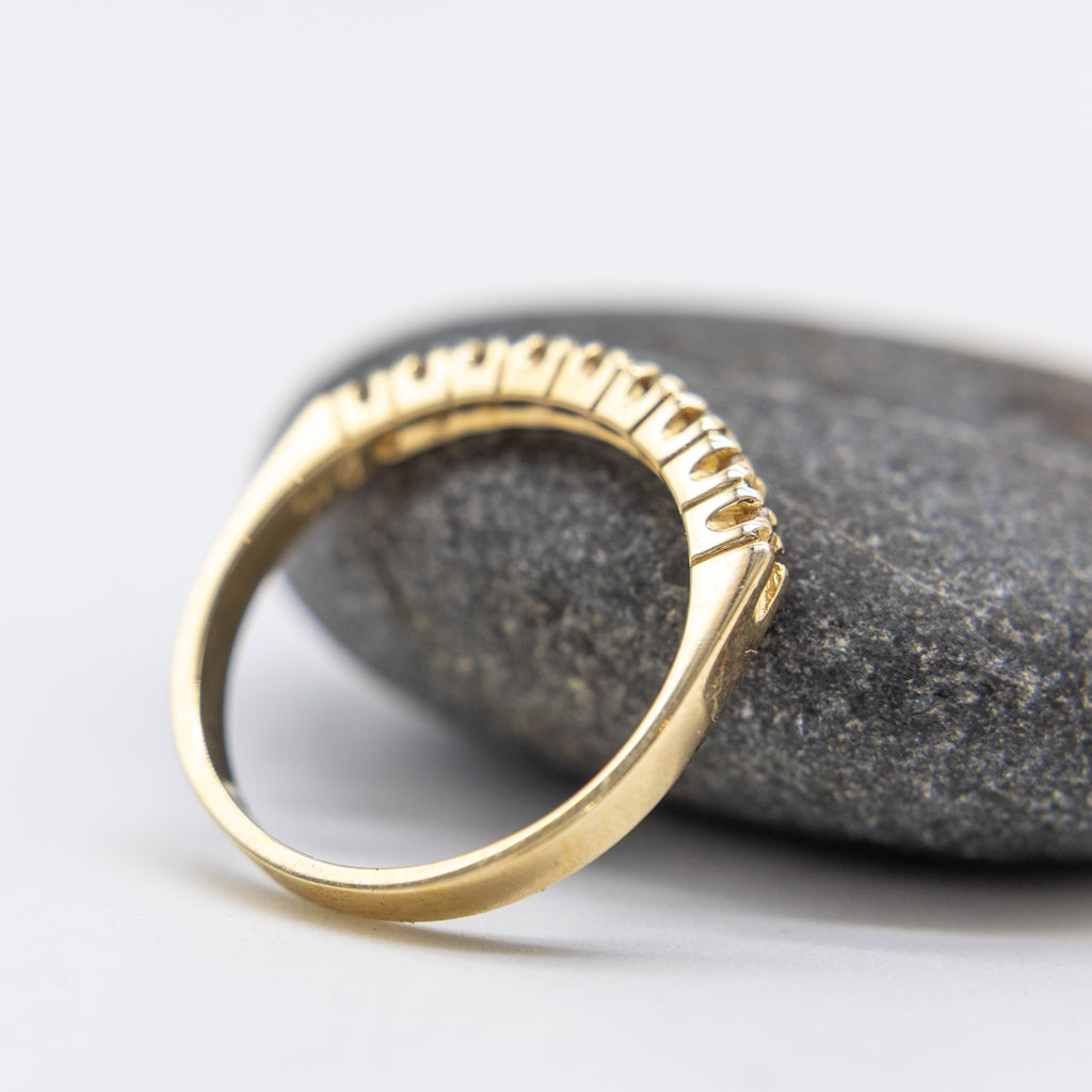 9ct Yellow Gold and Diamond RIng