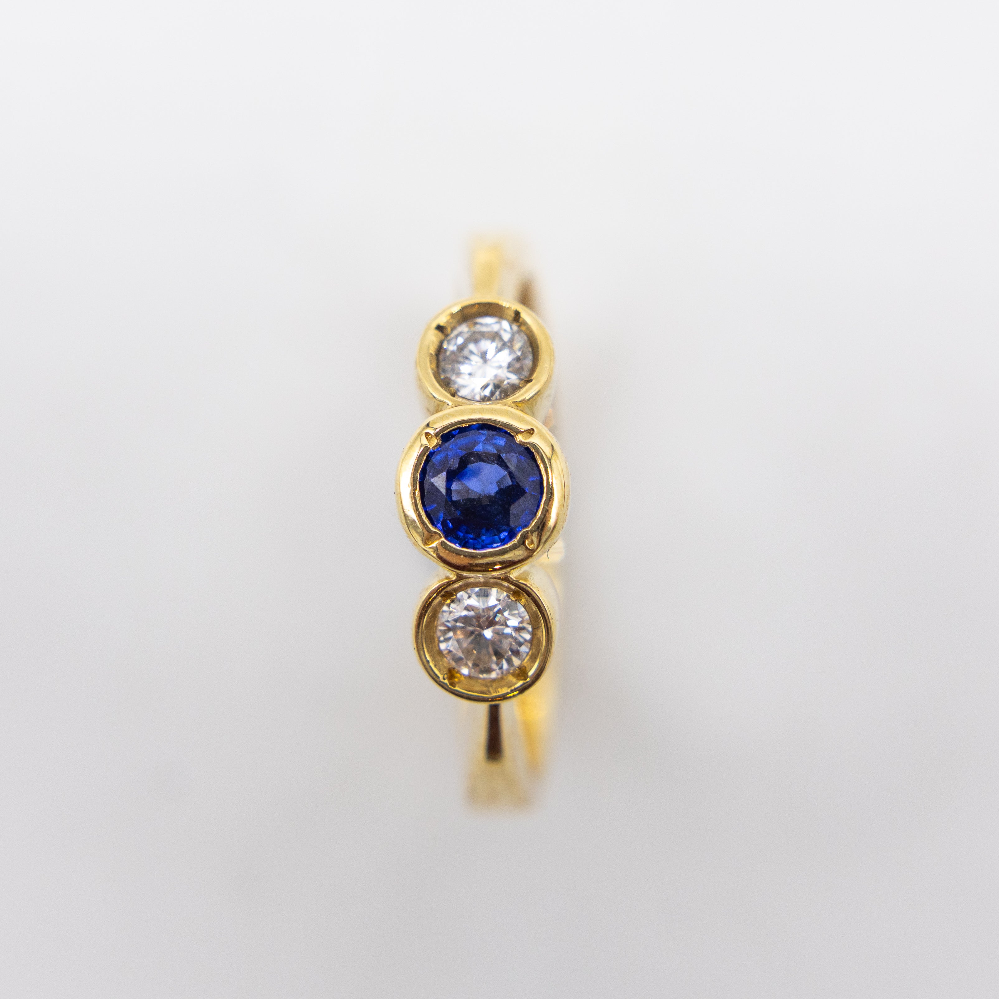 18ct Yellow Gold Sapphire and Diamond Ring