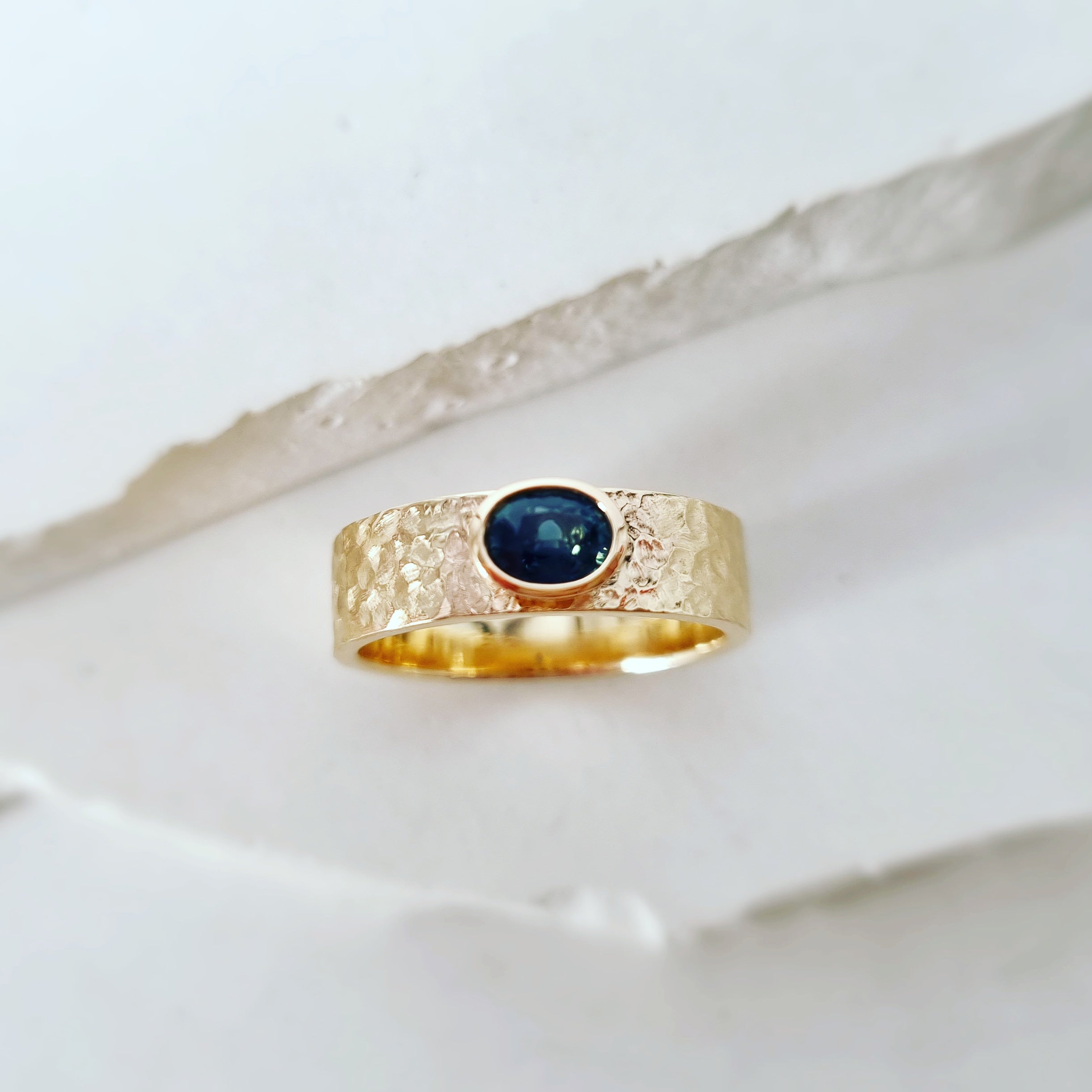 Ocean's Gaze: Sapphire Ring
