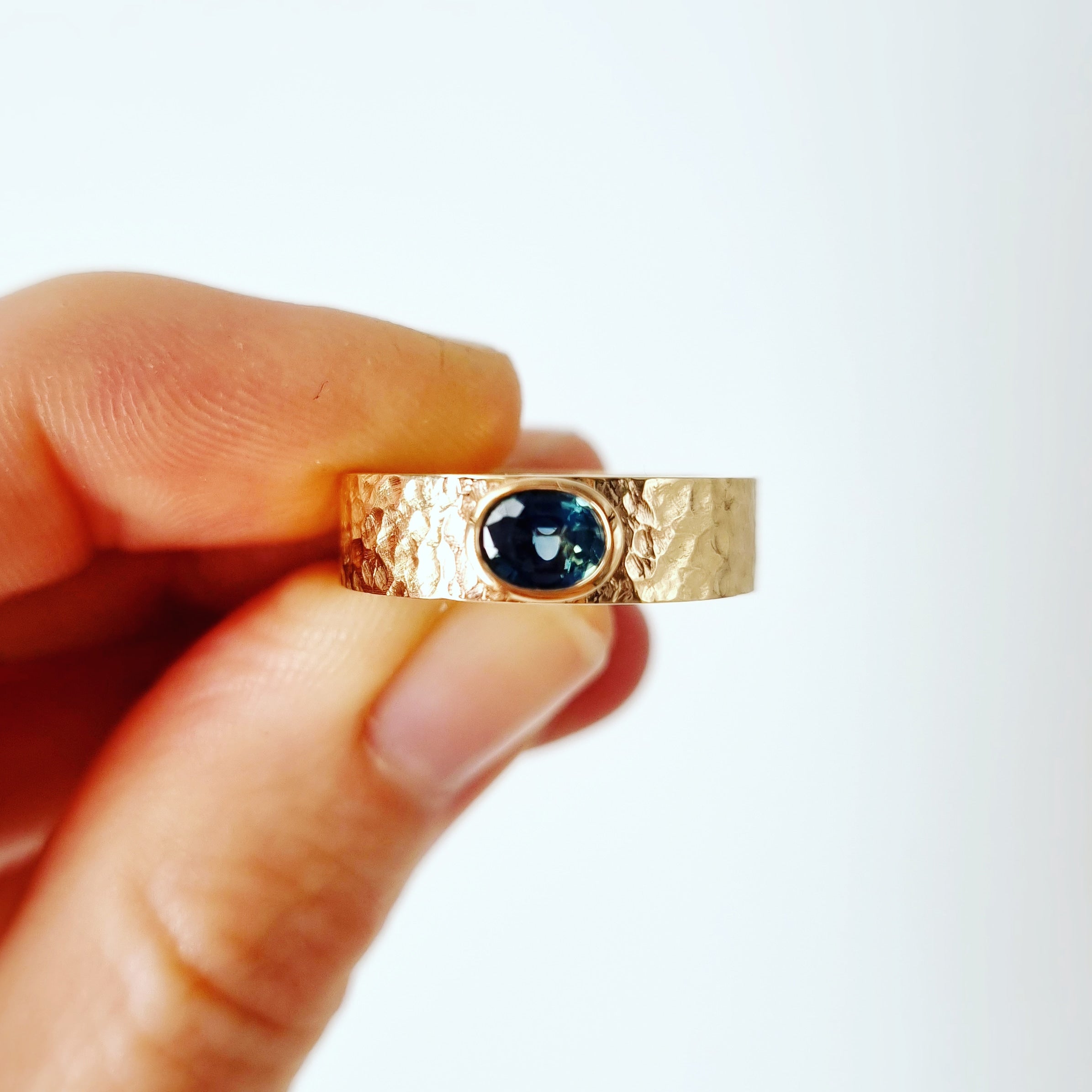 Ocean's Gaze: Sapphire Ring