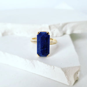 Blue Lapis Ring in Gold