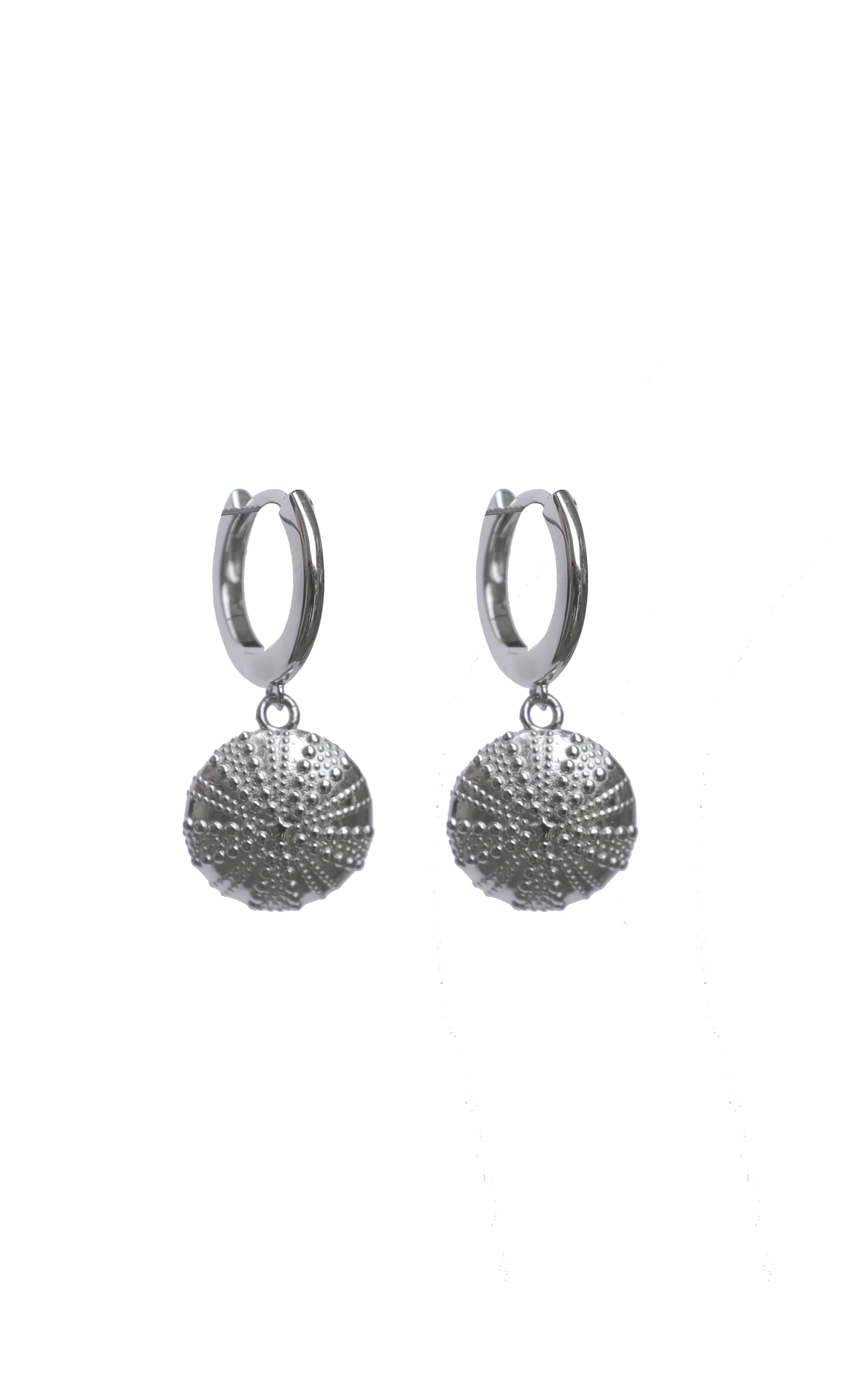 Kina Huggie Earrings
