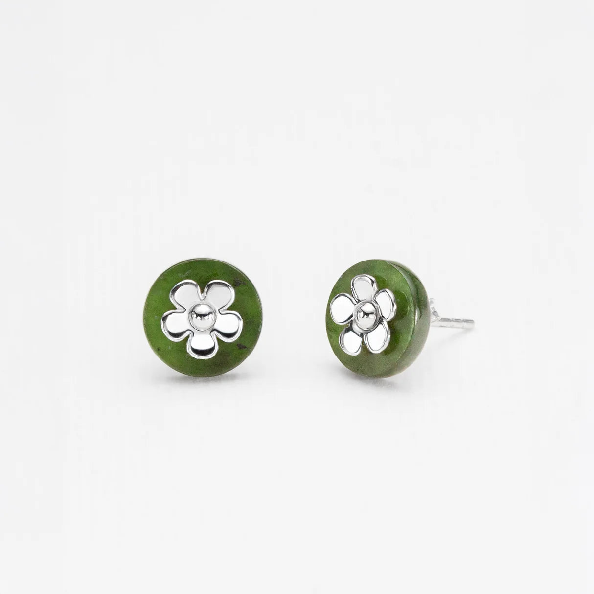 Mānuka Pounamu Studs