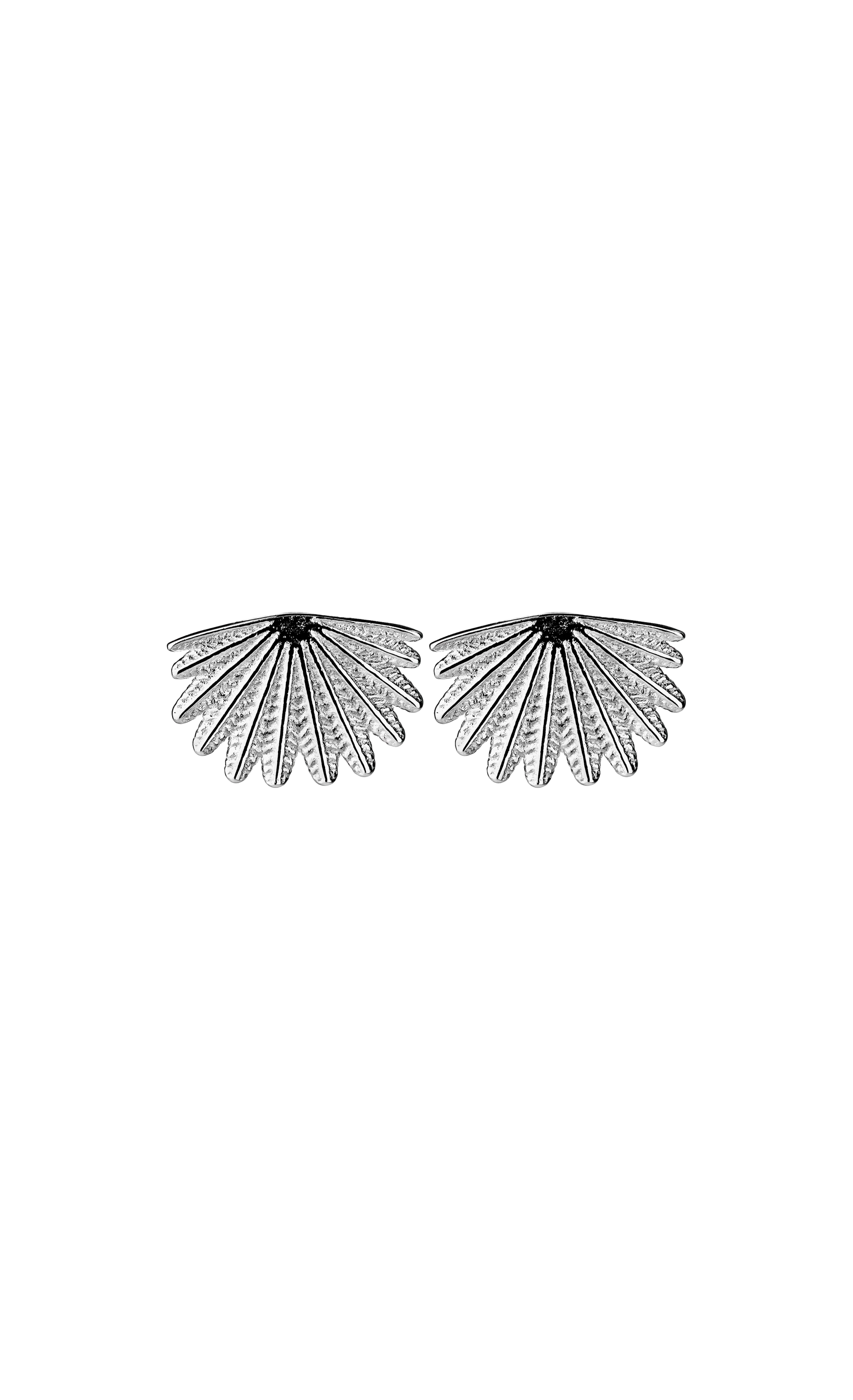 Mini Fan Tail Studs