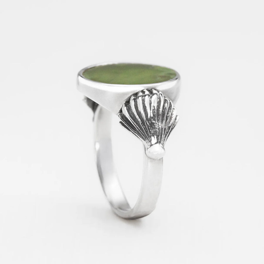 Pīwakawaka Pounamu Ring