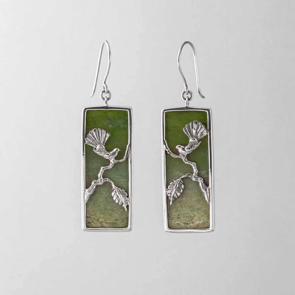 Pounamu Calypso earrings in Sterling Silver