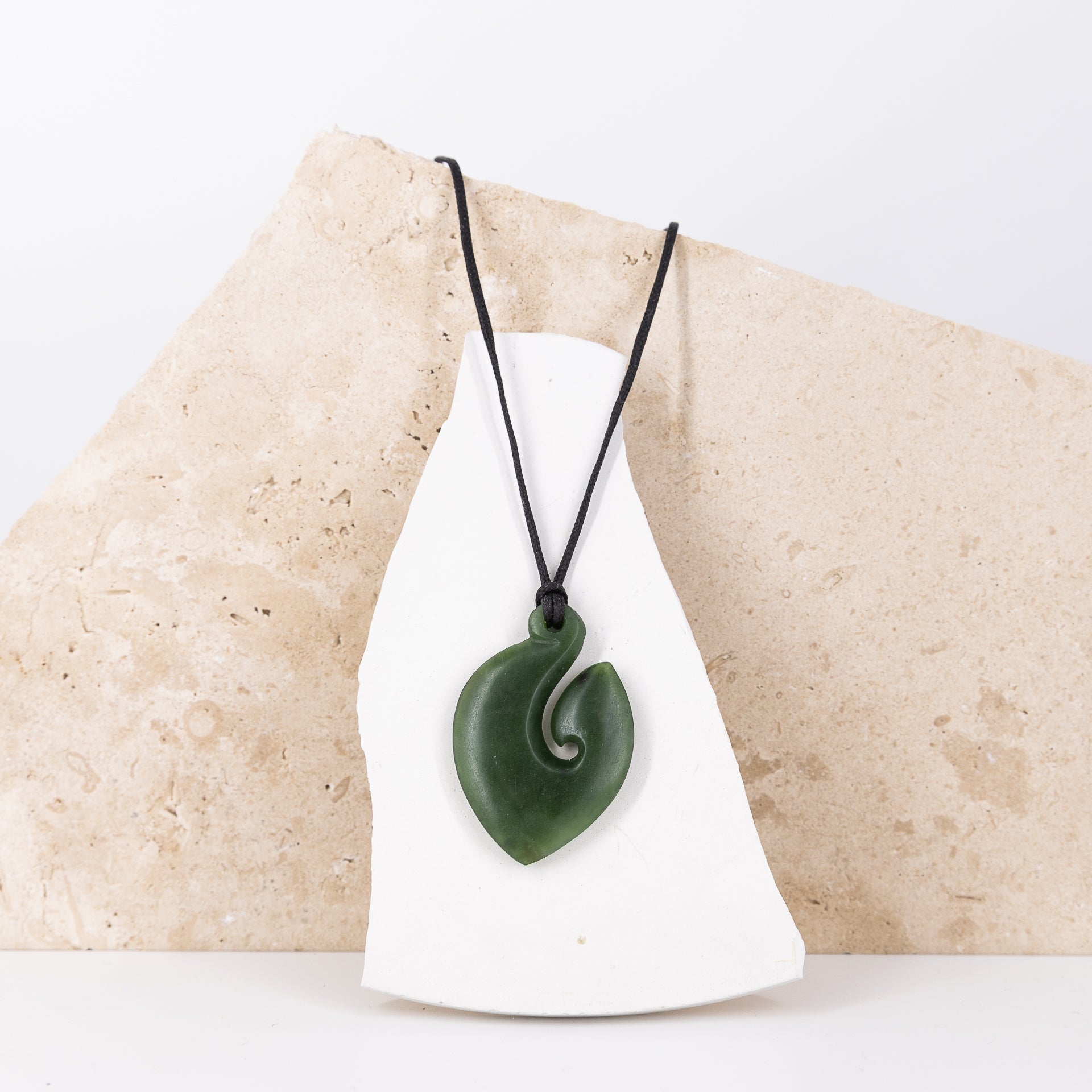 Pounamu Hei Matau/Hook Pendant