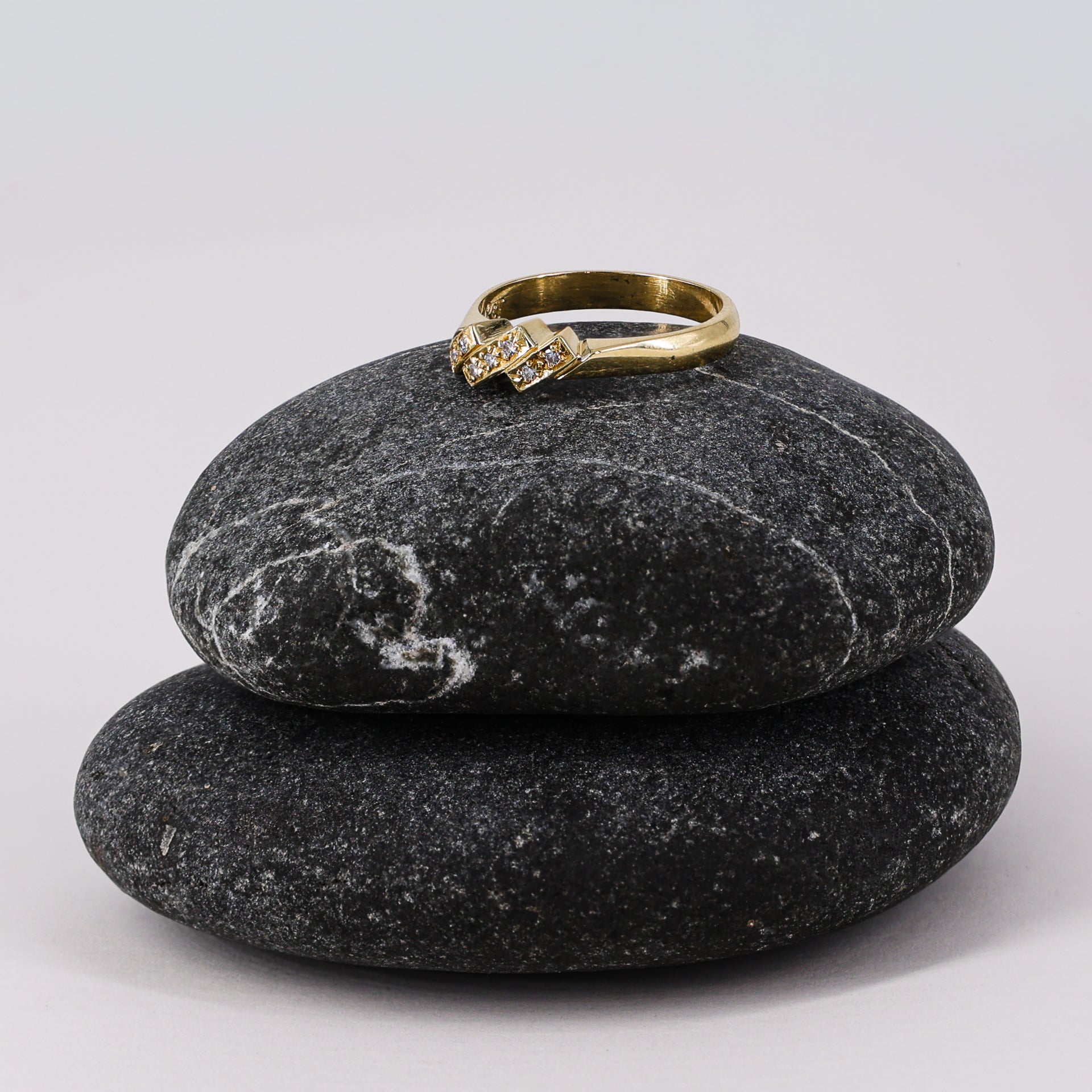 18ct Yellow Gold Diamond Triple Twist Ring