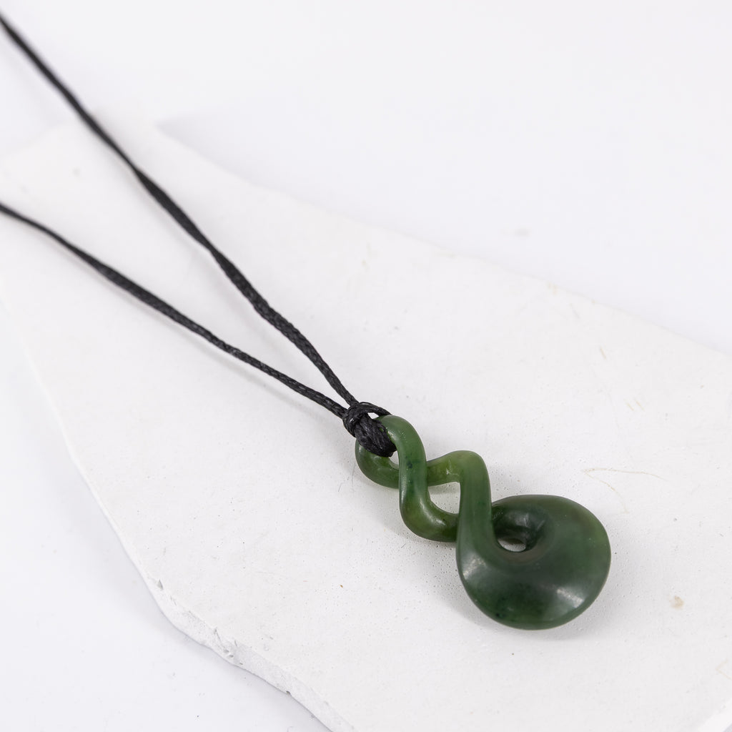 Pounamu Twist/Pikorua