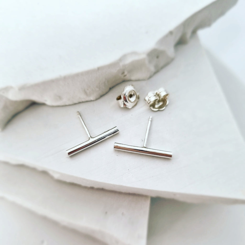Round Wire Bar Studs