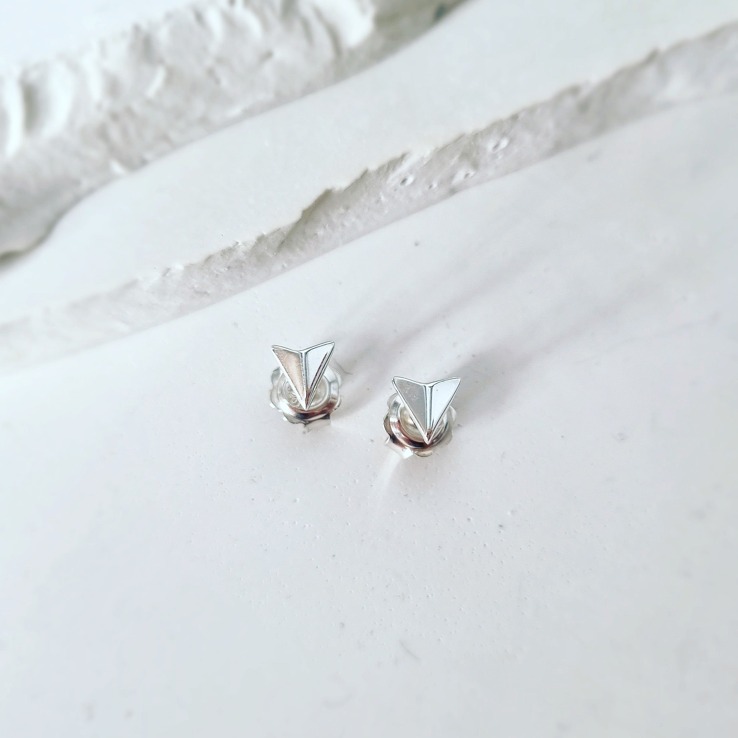 Arrowhead Studs