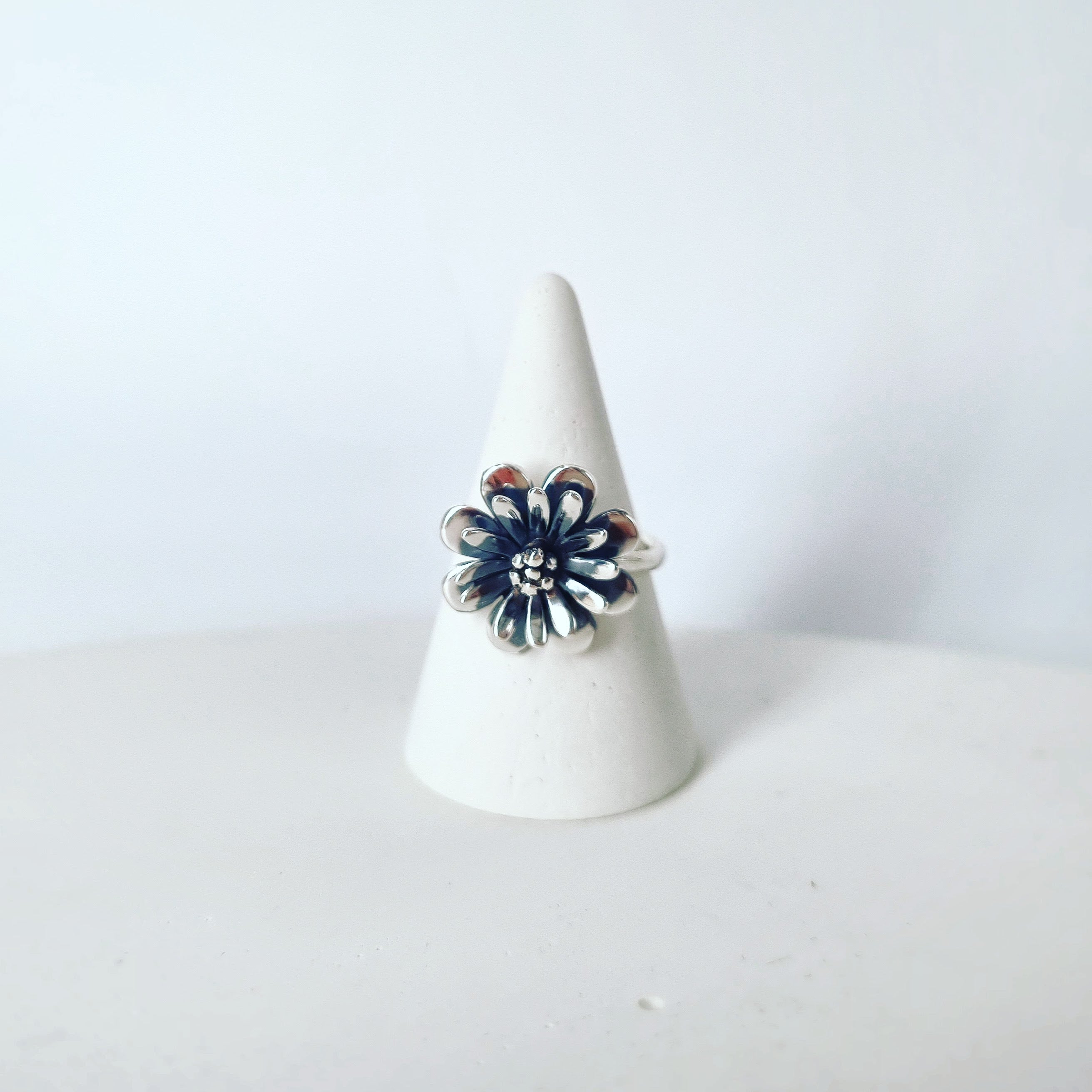 Eternal Bloom: Flower Ring In Silver