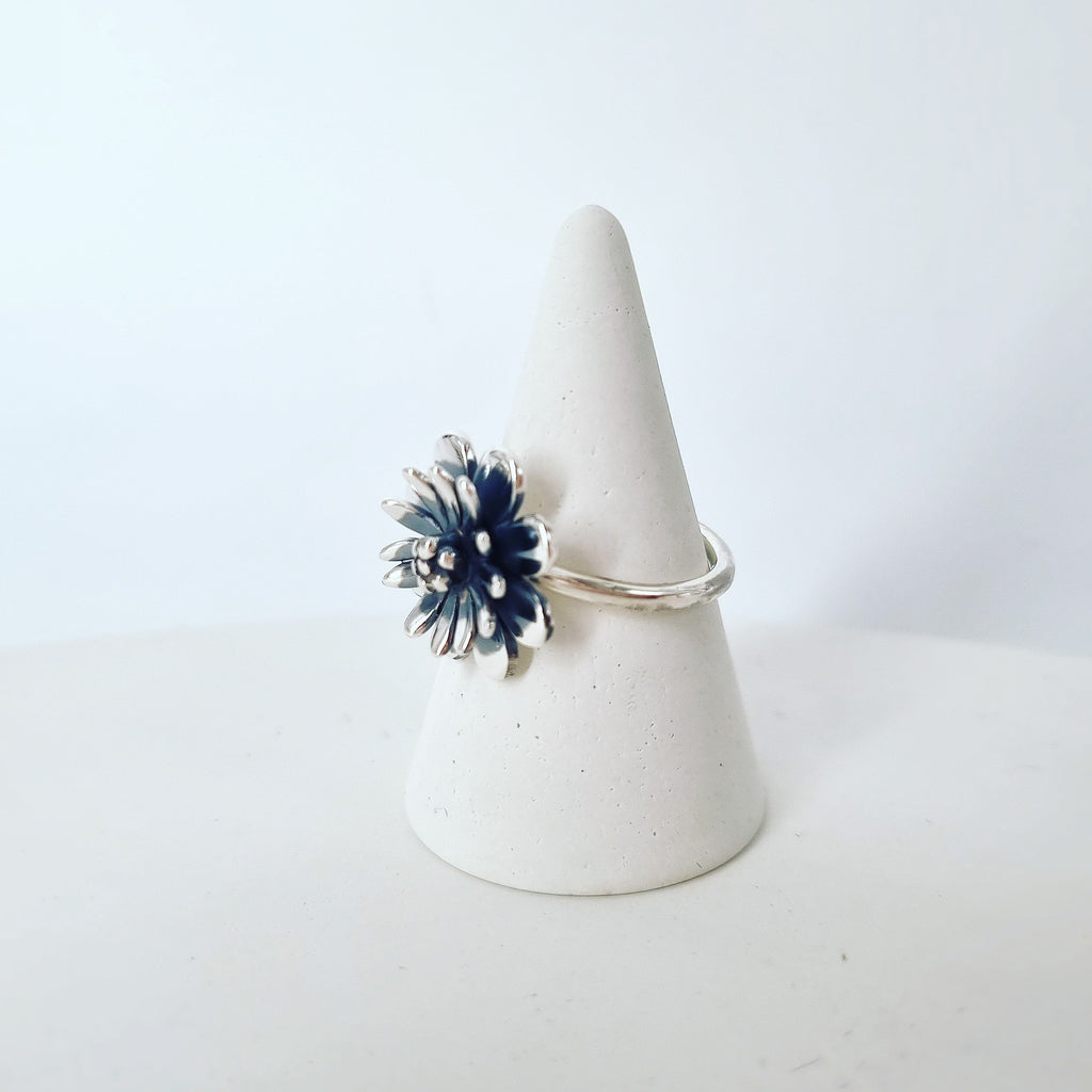 Eternal Bloom: Flower Ring In Silver