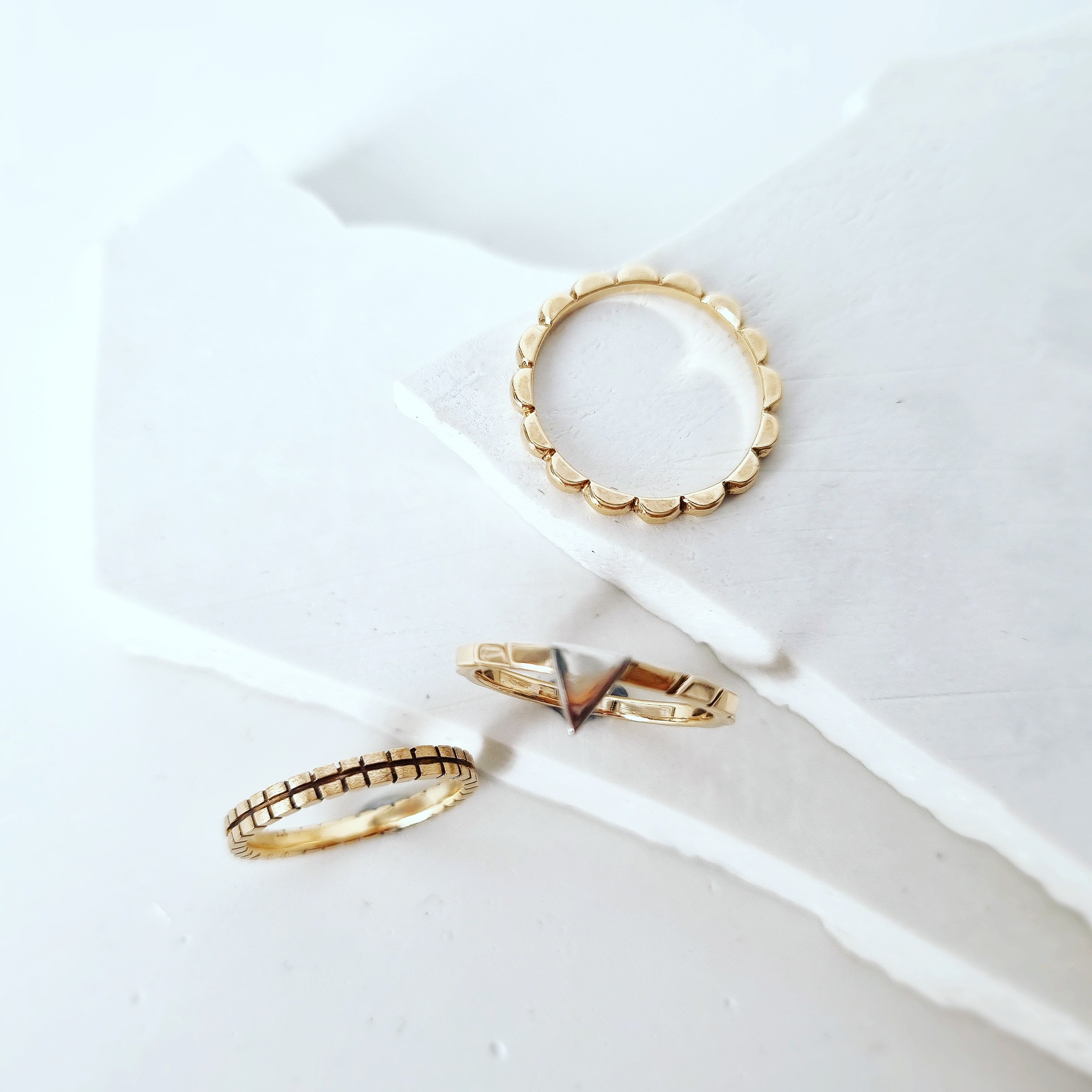 Discover Your Signature Stack: Scallop Stacking Ring In Red Gold