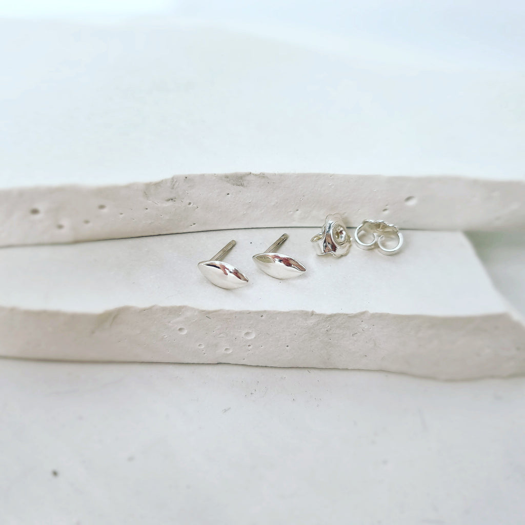 Two Looks, Twice the Fun: Layered Leaf Earring