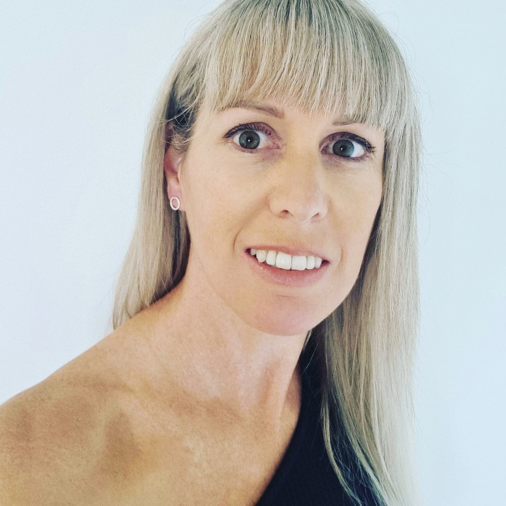 Miss Matched Circle Studs