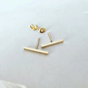 Bar Studs in 9ct Yellow