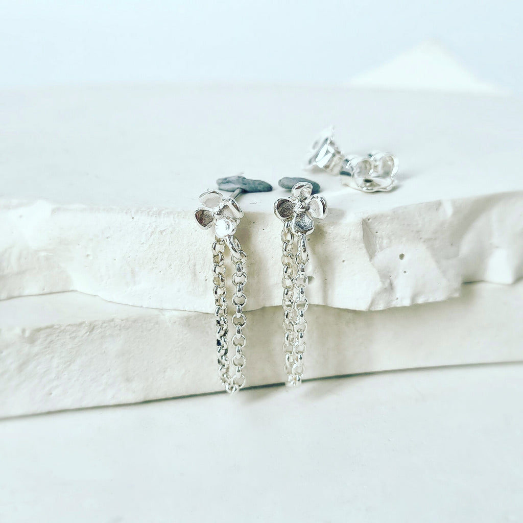 Flur Earrings with Chain